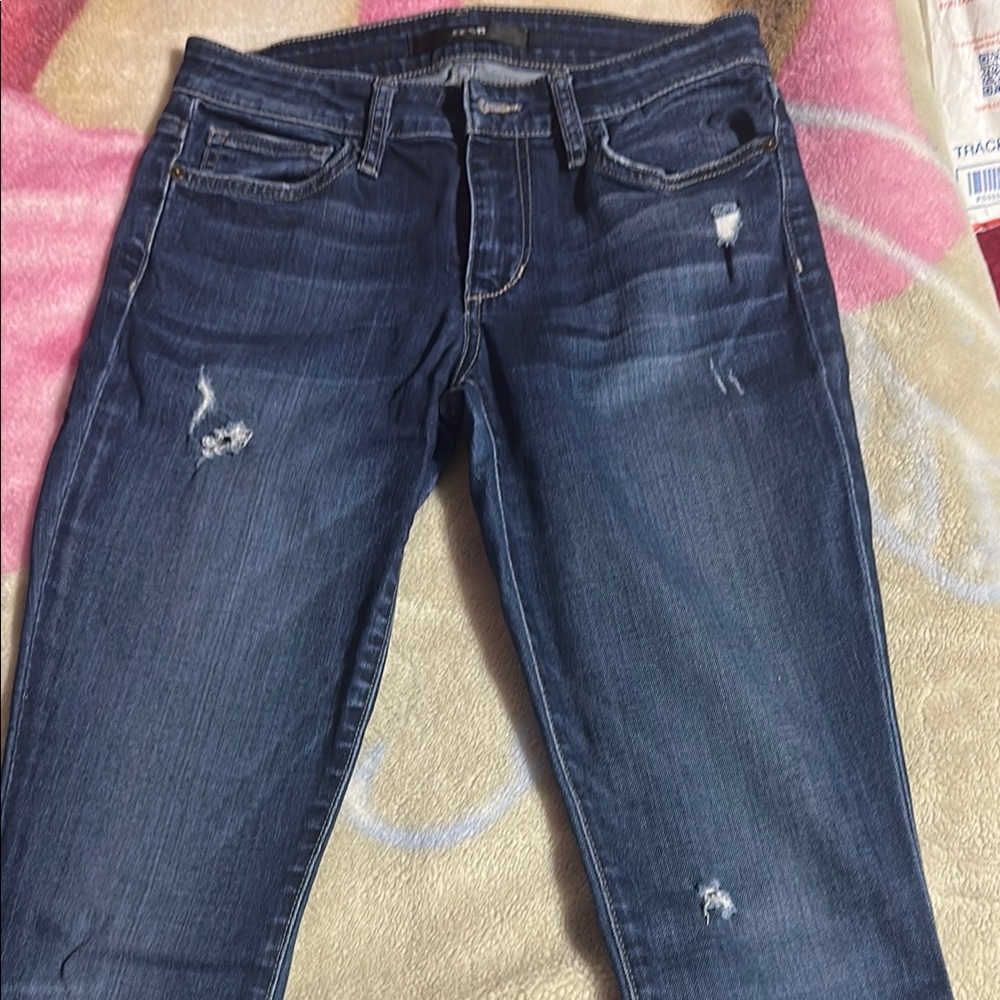 Women's Distressed Blue Jeans